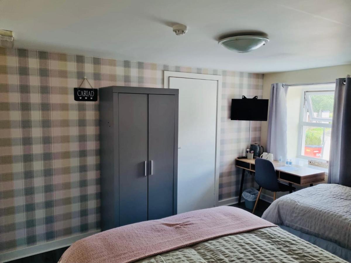 The Crown Inn Ystalyfera 외부 사진